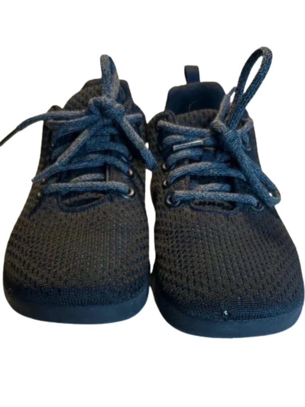 Athletic Works Women’s Black Jogging Sneakers Size 6